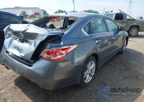 2015 Nissan Altima 2.5 Sv из США, поврежденный, VIN 1N4AL3AP9FC236054